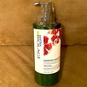 Biplane cleaning conditioner